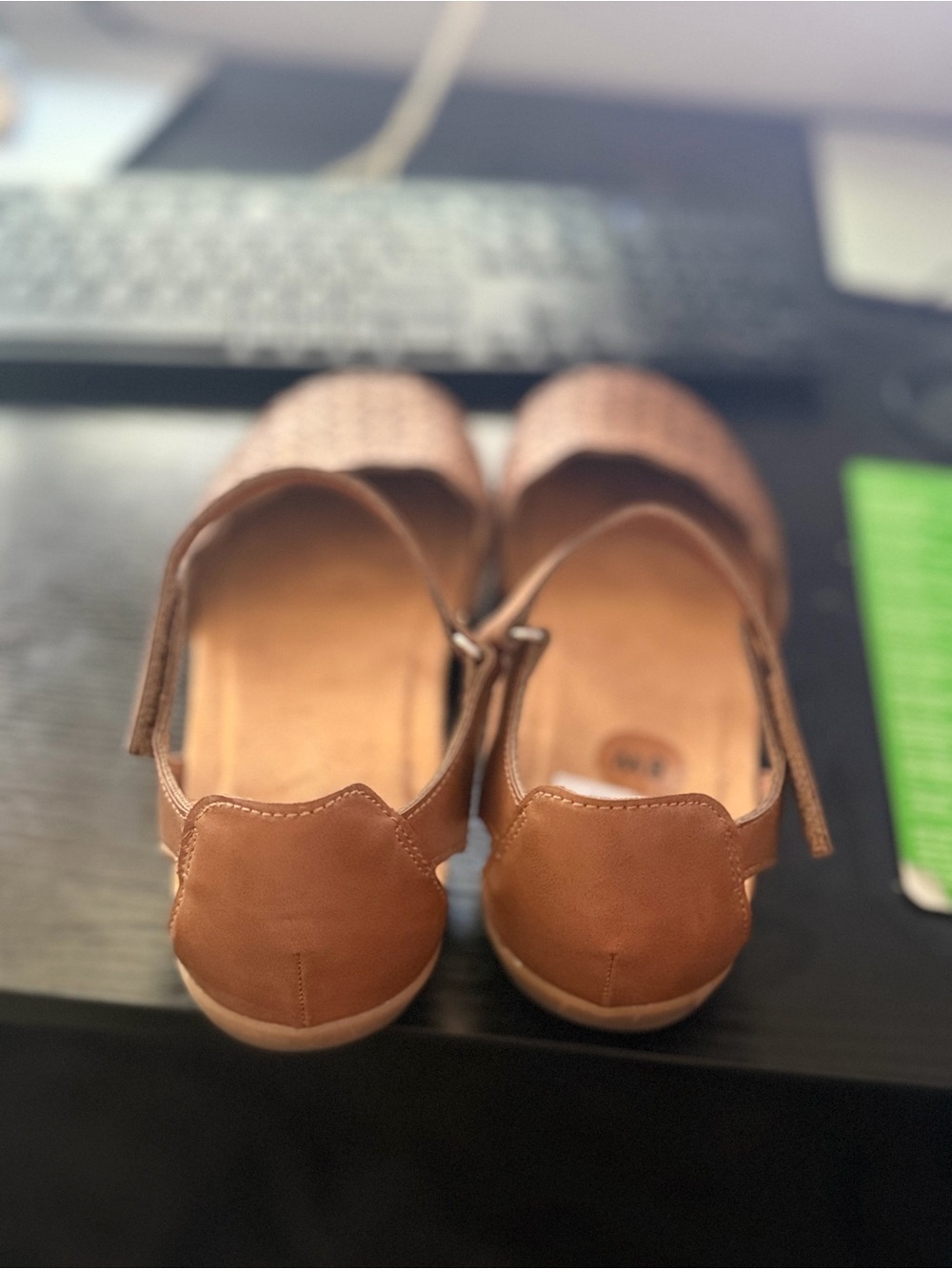 Brown Laser-Cut Mary Jane Flats size 8W - Picture 3 of 5